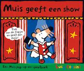 Muis geeft een show - Lucy Cousins (ISBN 9789025856540)