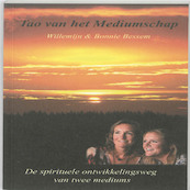 Tao van het Mediumschap - Willemijn Bessem, Bonnie Bessem (ISBN 9789490230050)